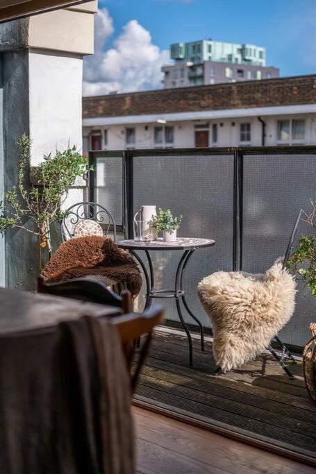 ロンドンPenthouse At The Old Tea Factoryアパートメント エクステリア 写真